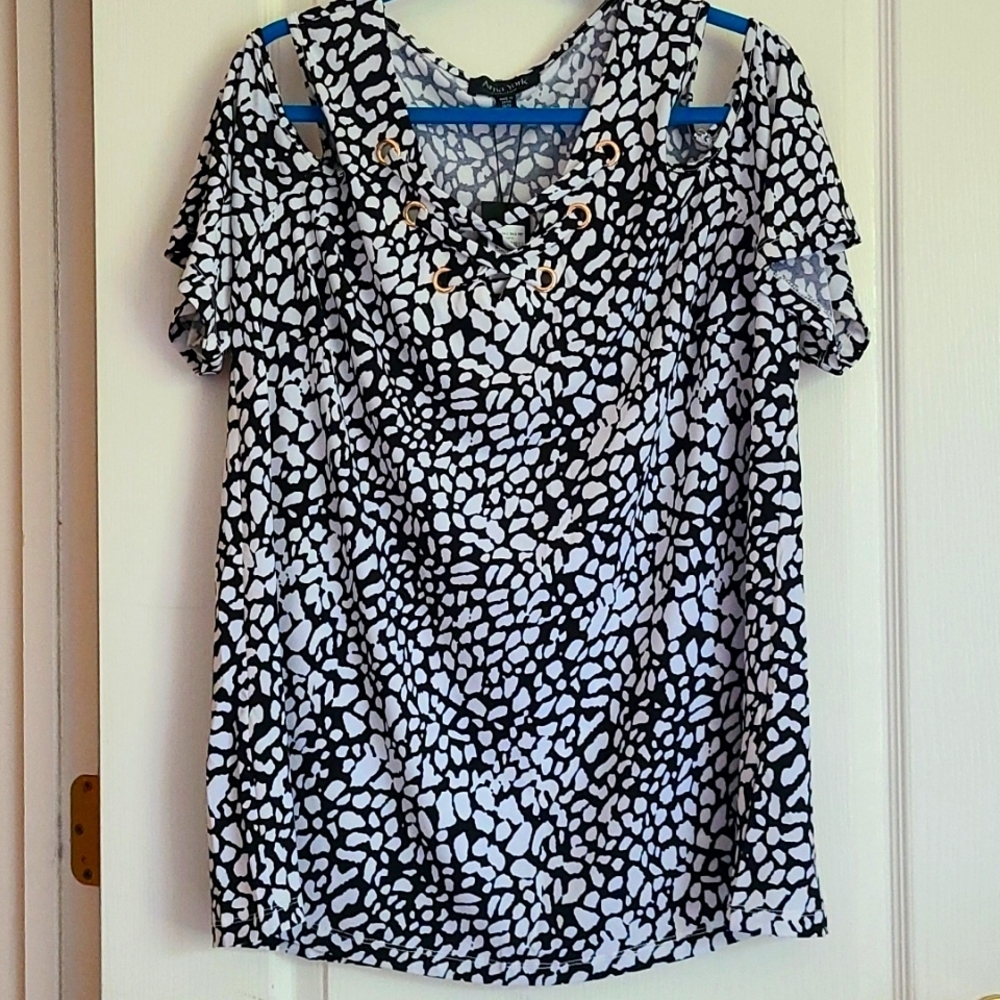 NWT Arna York 14/16